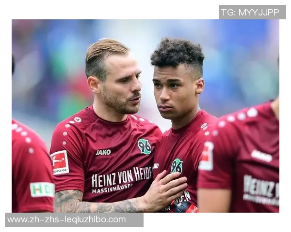 海登海姆与奥厄比赛因故中断球迷期待重启精彩对决